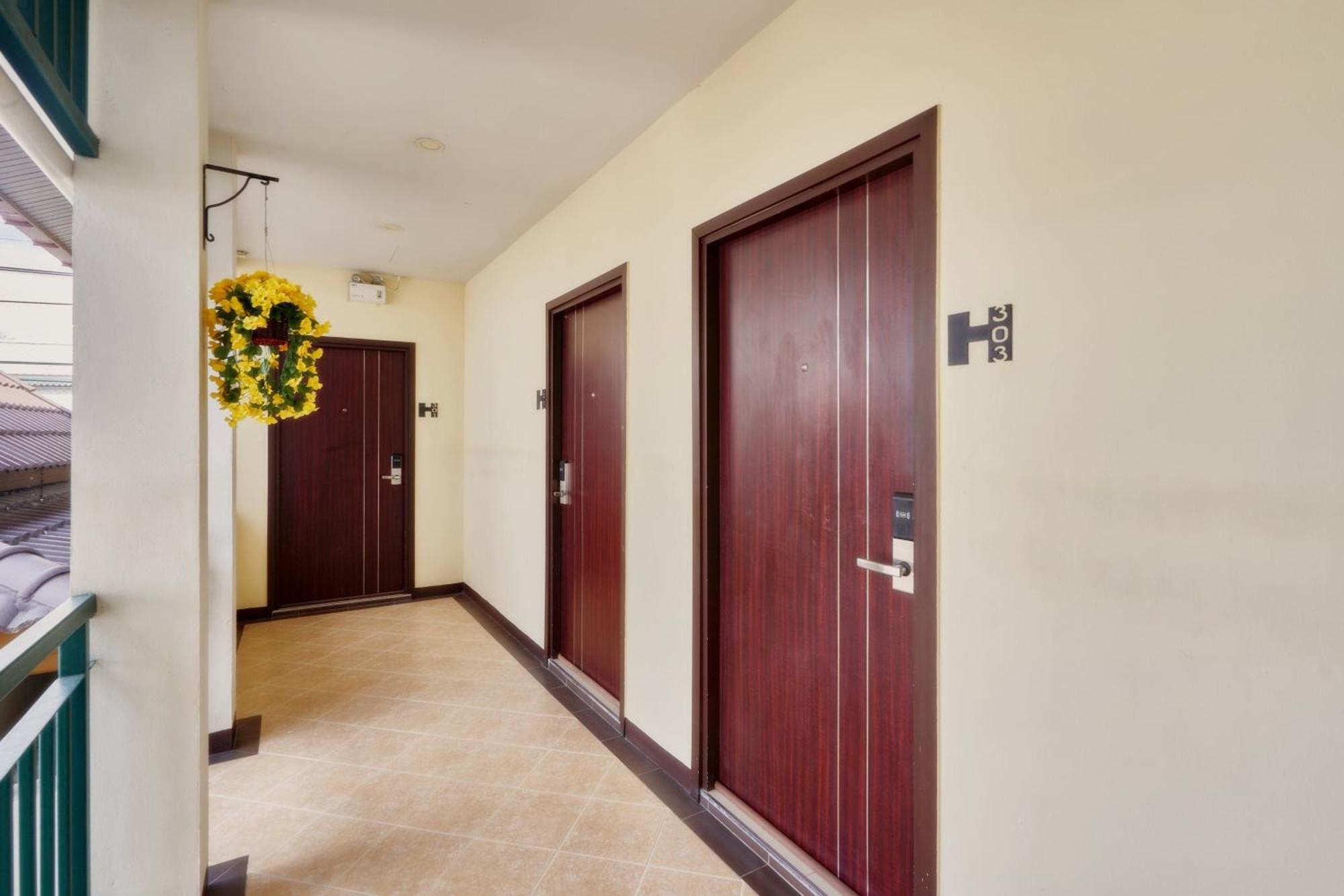 H Hotel Phrasing Chiang Mai Exterior photo