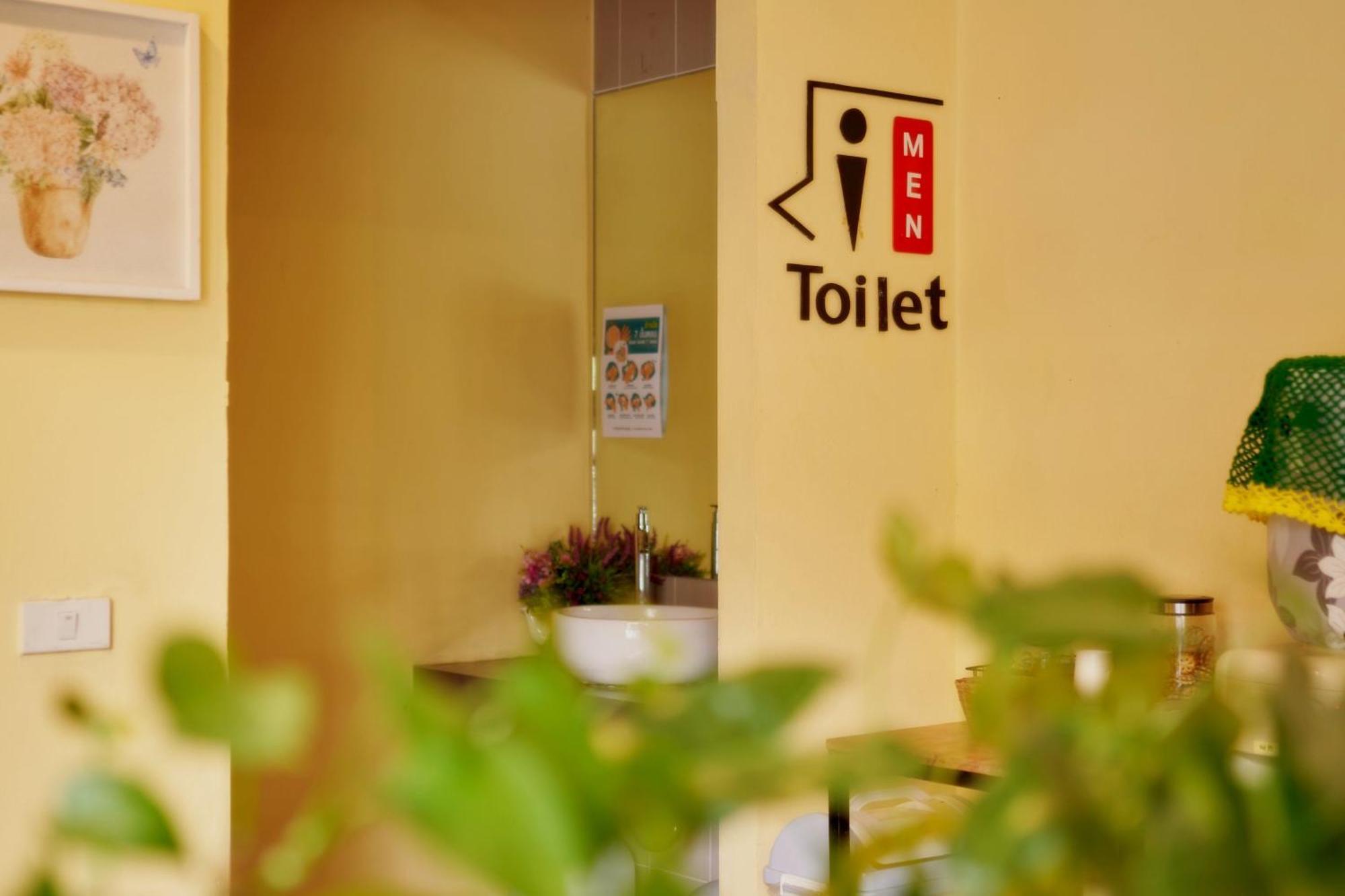 H Hotel Phrasing Chiang Mai Exterior photo