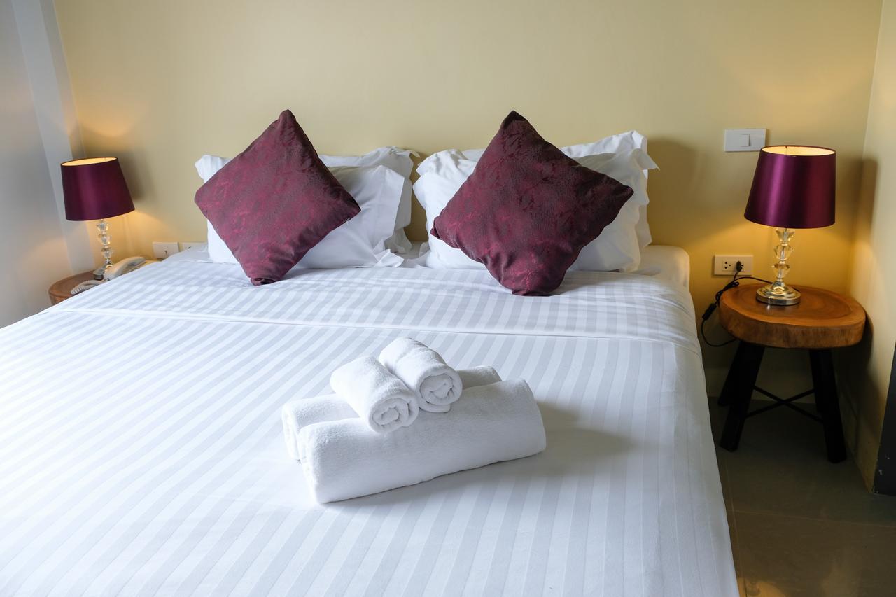 H Hotel Phrasing Chiang Mai Exterior photo